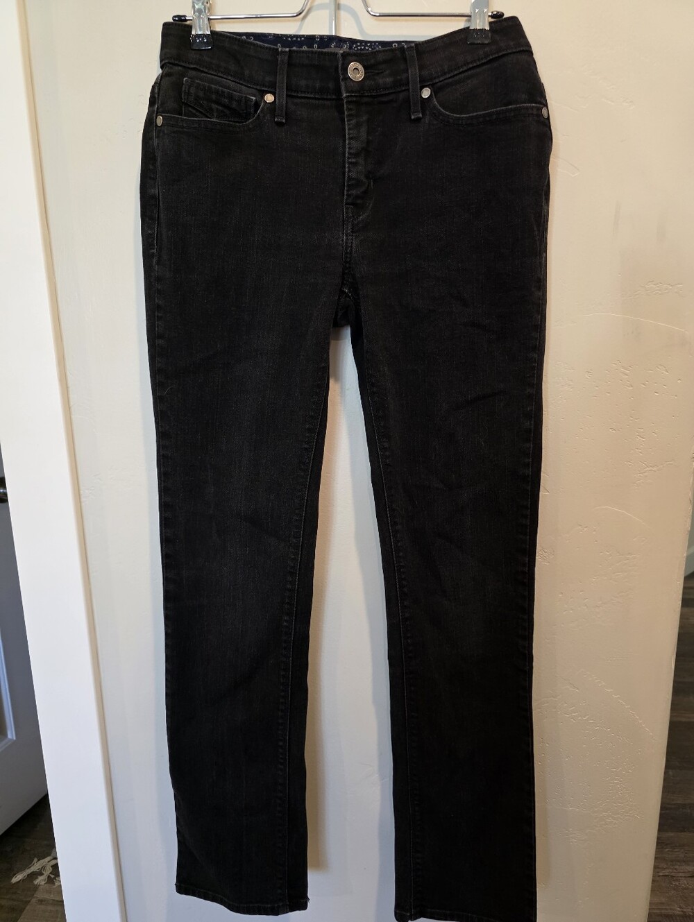 Levi's Women's Perfect Waist Mid Rise Skinny Jeans in Black Wash
